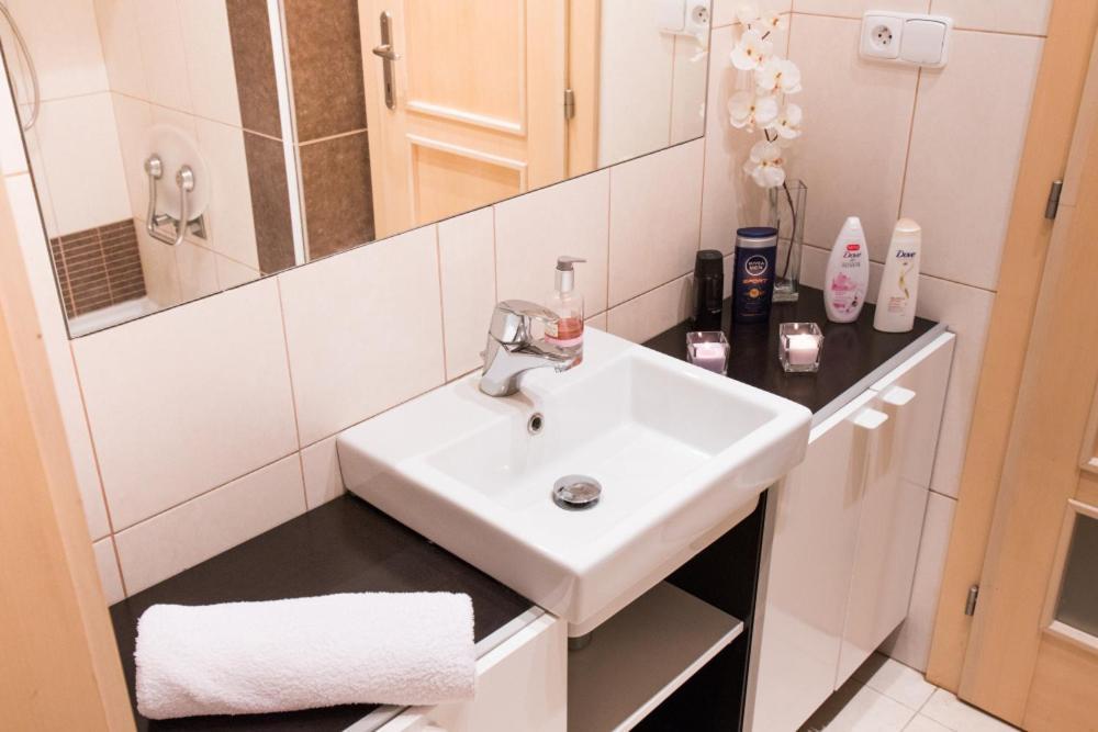 In The Hearth Of The City Centre, Old Town Square - 3Min Apartamento Praga Exterior foto